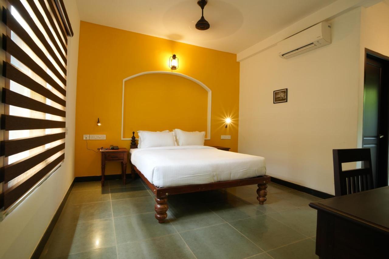 The Sunset Bay Hotel Fort Kochi Luaran gambar