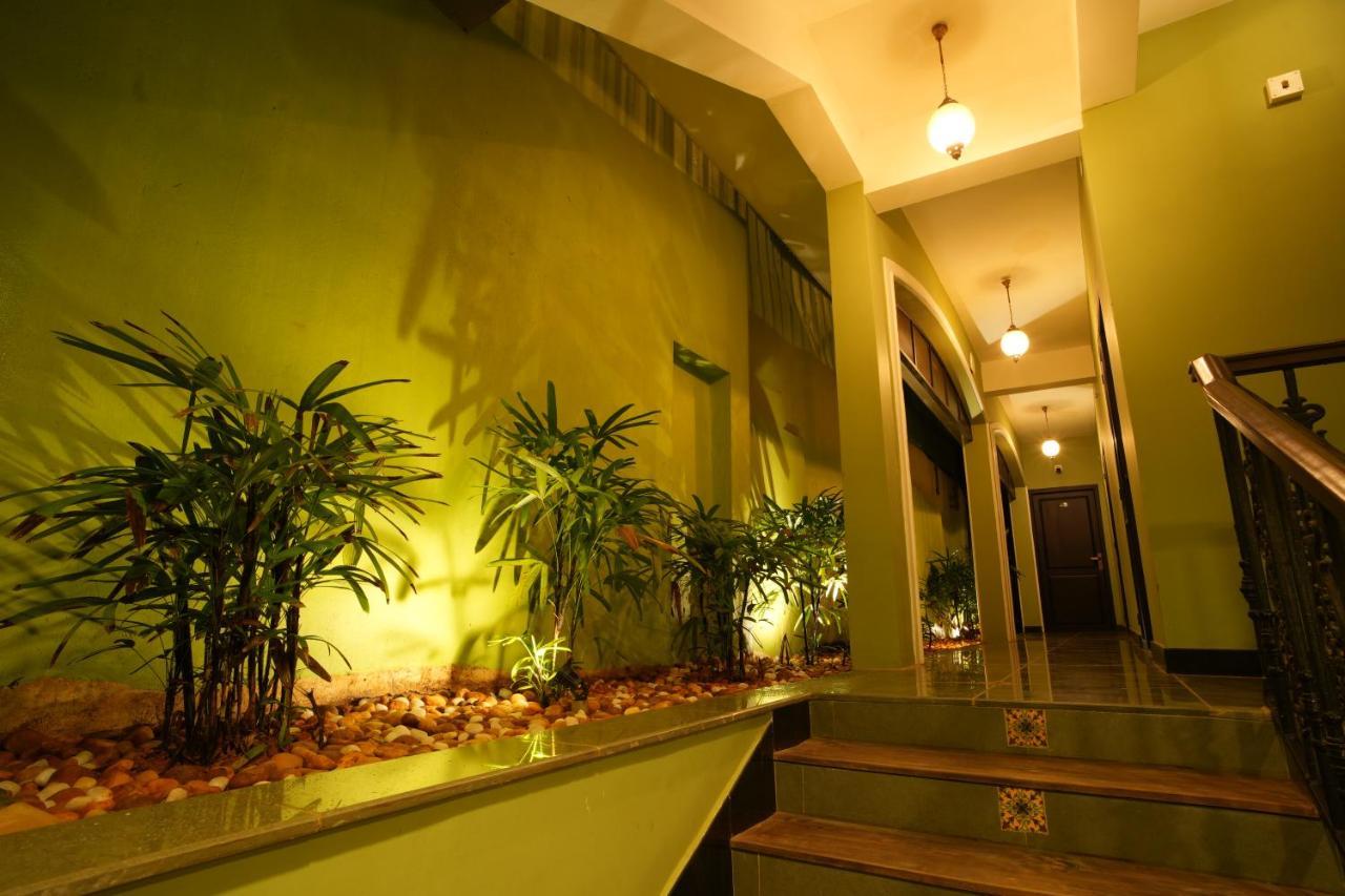 The Sunset Bay Hotel Fort Kochi Luaran gambar